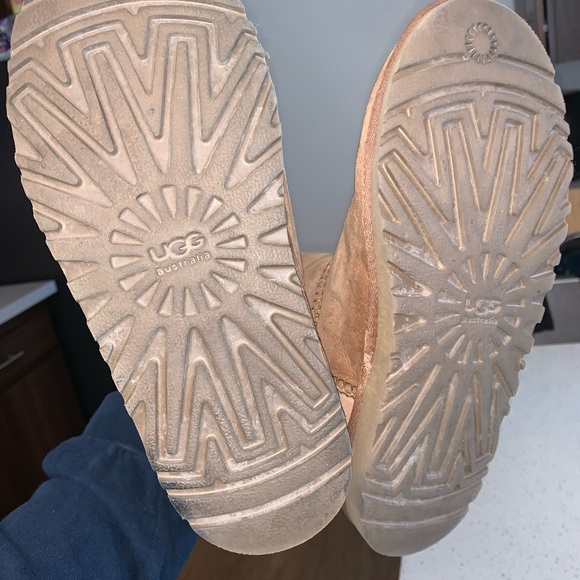 Ugh boots - Picture 8 of 8